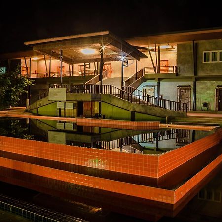 The Riverpool Resort And Spa Kanchanaburi Extérieur photo