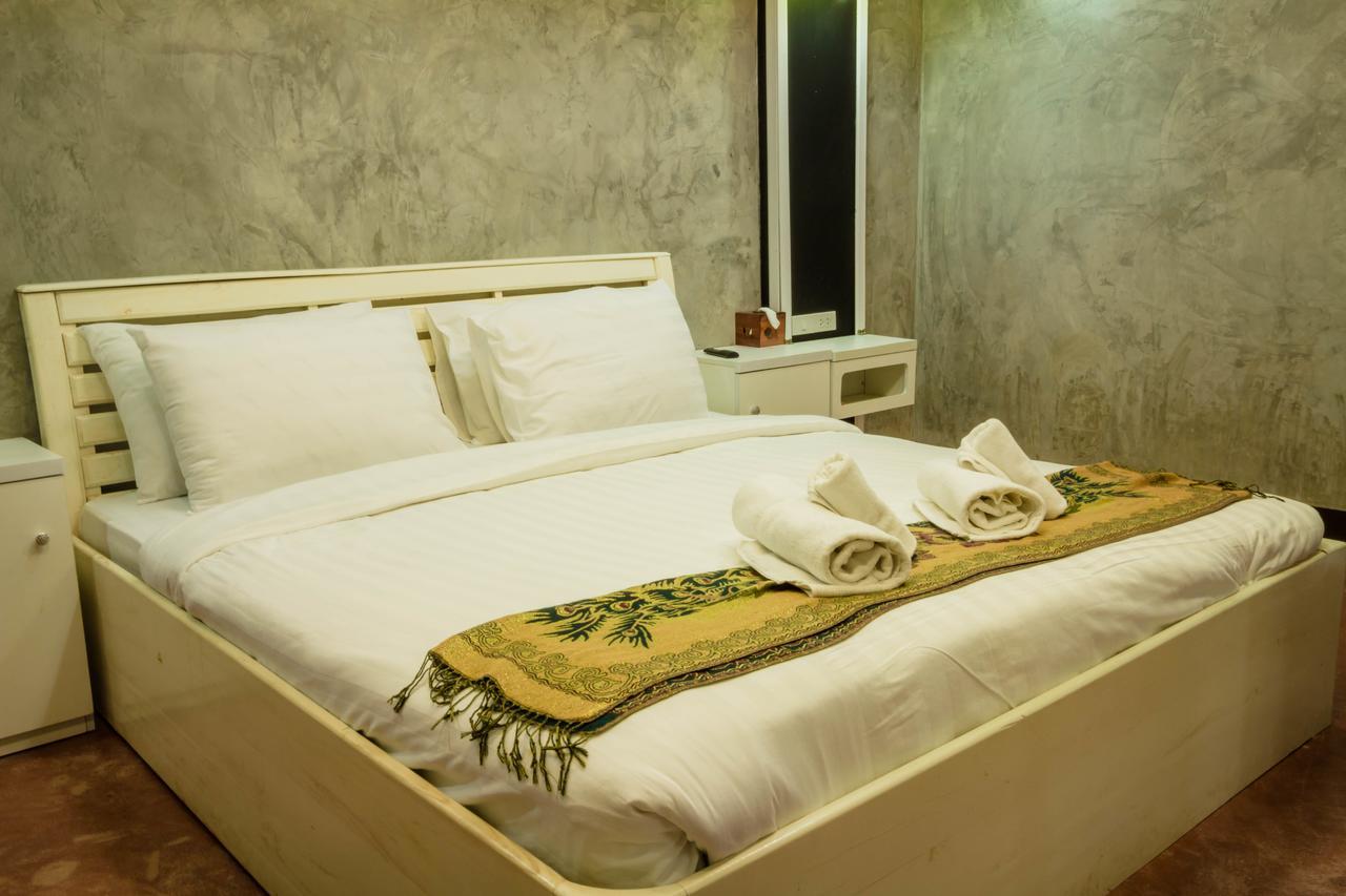 The Riverpool Resort And Spa Kanchanaburi Extérieur photo
