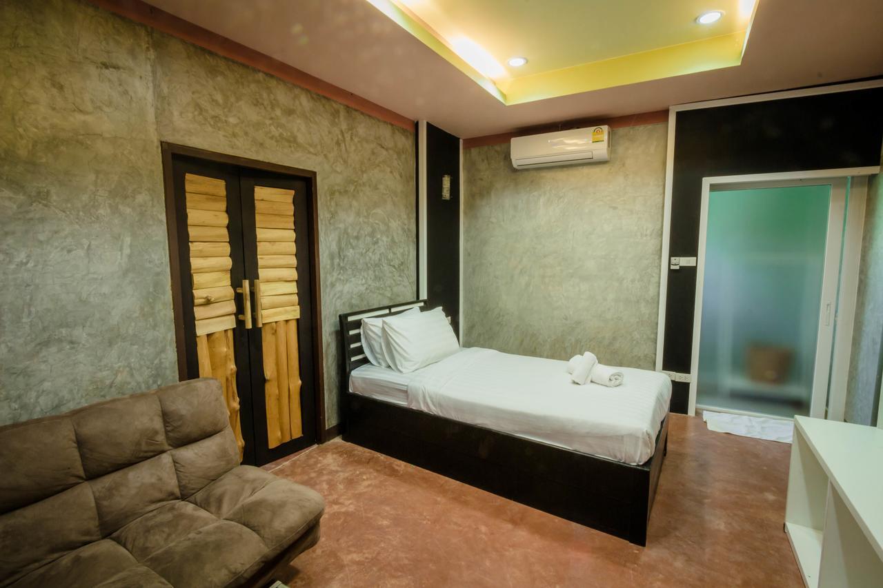 The Riverpool Resort And Spa Kanchanaburi Extérieur photo
