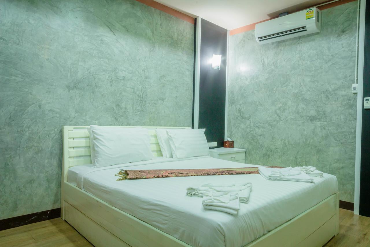 The Riverpool Resort And Spa Kanchanaburi Extérieur photo