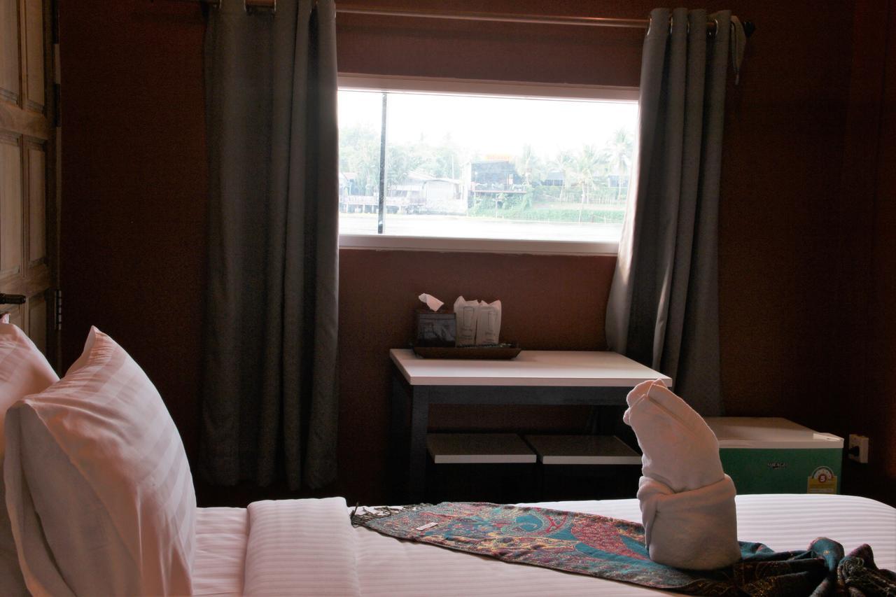 The Riverpool Resort And Spa Kanchanaburi Extérieur photo